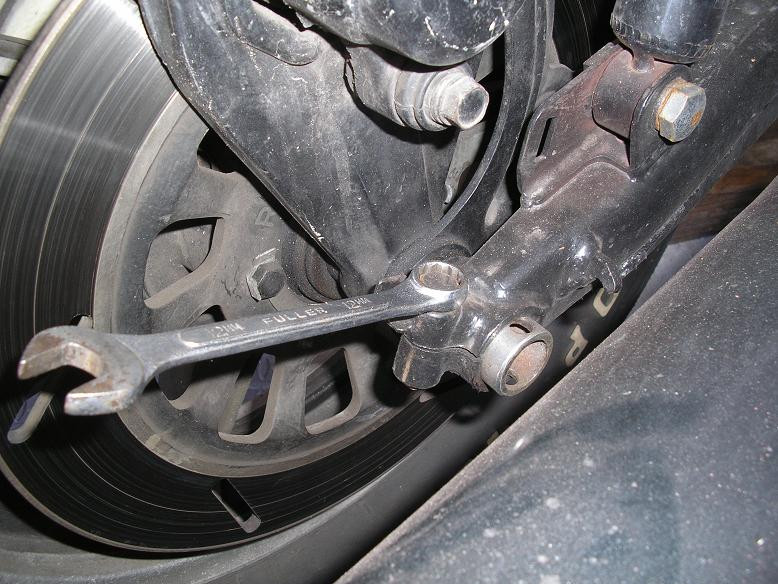 Click image for larger version

Name:	10rear_axle_bolt.jpg
Views:	160
Size:	144.3 KB
ID:	860496