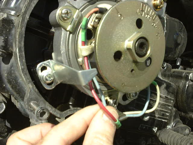 Click image for larger version

Name:	20020906-pickup_repair2.jpg
Views:	361
Size:	67.5 KB
ID:	860780