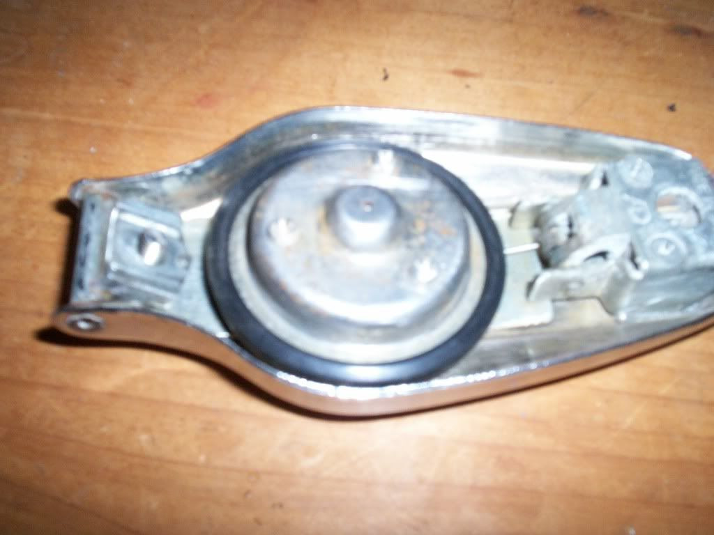 Click image for larger version

Name:	11-19-09GasCapRepair002.jpg
Views:	215
Size:	102.7 KB
ID:	860870