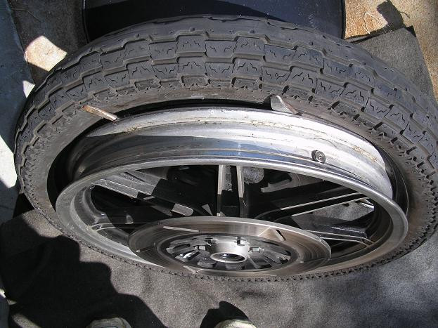 Click image for larger version  Name:	tire06bead.jpg Views:	0 Size:	97.5 KB ID:	861013