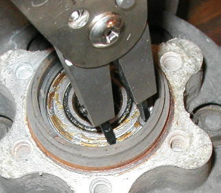 Click image for larger version

Name:	20021115-rear_wheel_bearing_012.jpg
Views:	167
Size:	33.2 KB
ID:	861291