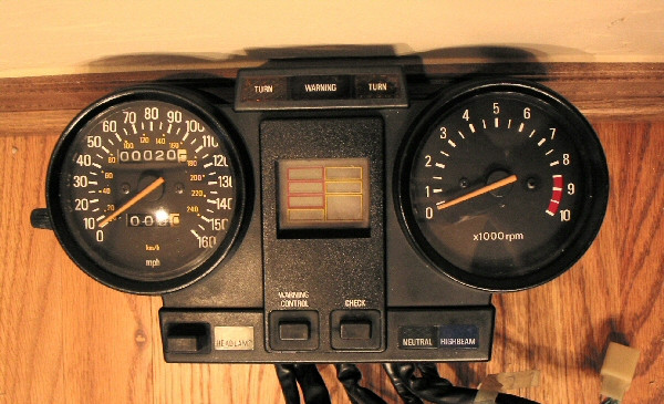Click image for larger version

Name:	maxspeedo09.jpg
Views:	104
Size:	93.2 KB
ID:	861495