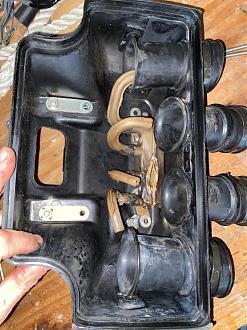 Click image for larger version

Name:	airbox.jpeg
Views:	936
Size:	150.3 KB
ID:	864521
