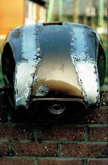 Click image for larger version

Name:	tank-5 1993a.jpg
Views:	26
Size:	118.4 KB
ID:	877789