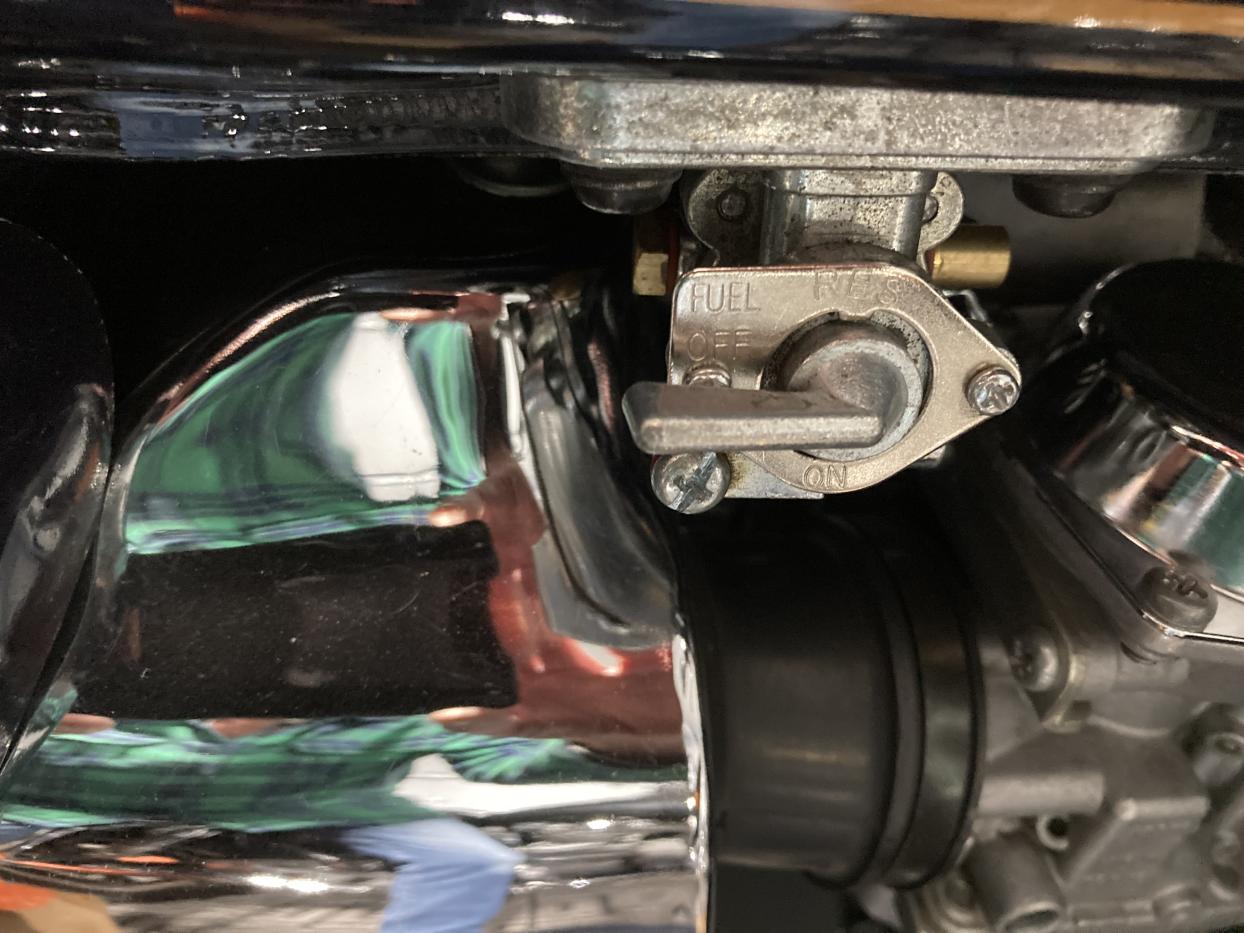 Click image for larger version Name:	Venturer Right Side Petcock 1.jpg Views:	0 Size:	132.8 KB ID:	888684