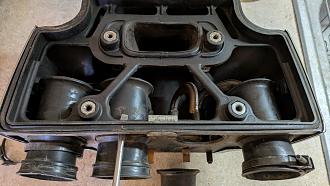 Click image for larger version

Name:	Airbox_Upper.jpg
Views:	34
Size:	154.5 KB
ID:	888753