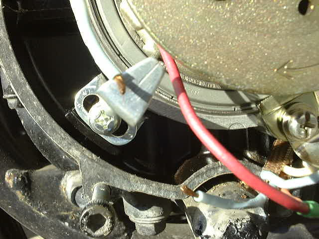 Click image for larger version  Name:	20020906-pickup_repair4.jpg Views:	0 Size:	78.4 KB ID:	890102