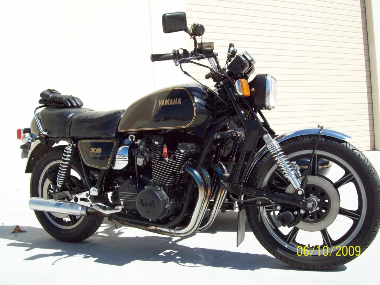 Click image for larger version

Name:	1978-yamaha-xs-1100.jpg
Views:	1
Size:	148.8 KB
ID:	890570